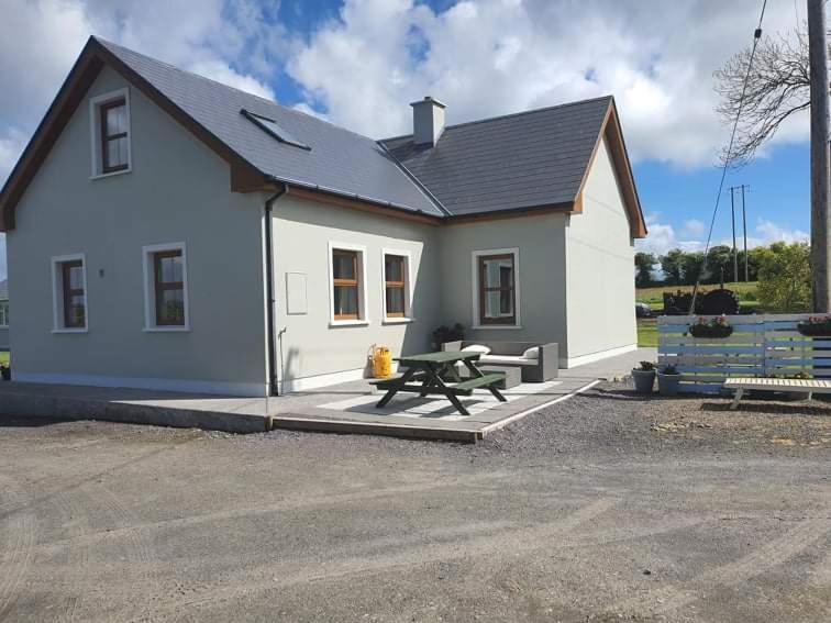 Murphy'S Irish Farmhouse Near 발리부니온 외부 사진